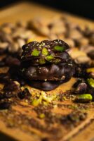 Antep Fıstıklı Bitter Roş Çikolata